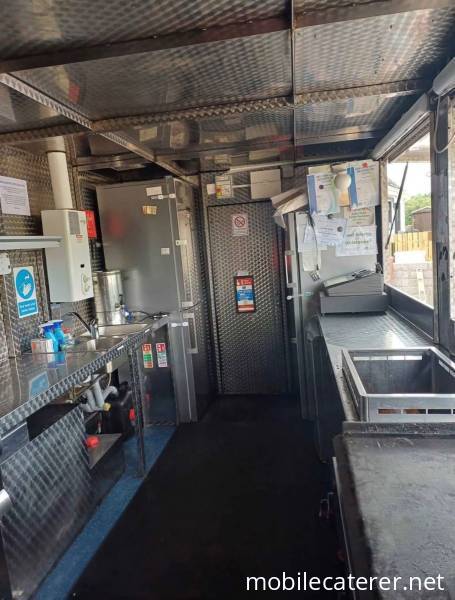 18ftw fully kitted out Chip Van